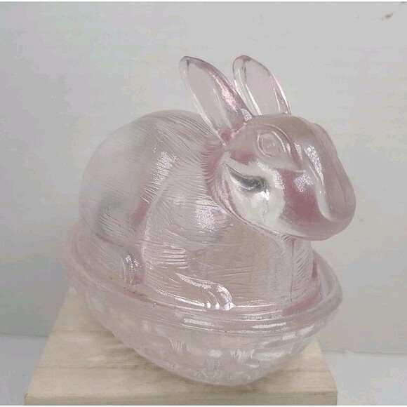 L.E. Smith Pink Glass Bunny Rabbit On Nest 4.5" Trinket Candy Dish VGUC Gorgeous - Picture 3 of 8